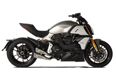 Picture of DUAL HYDROFORM SHORT R STEEL RACE SLIP ON FOR DUCATI DIAVEL 1260