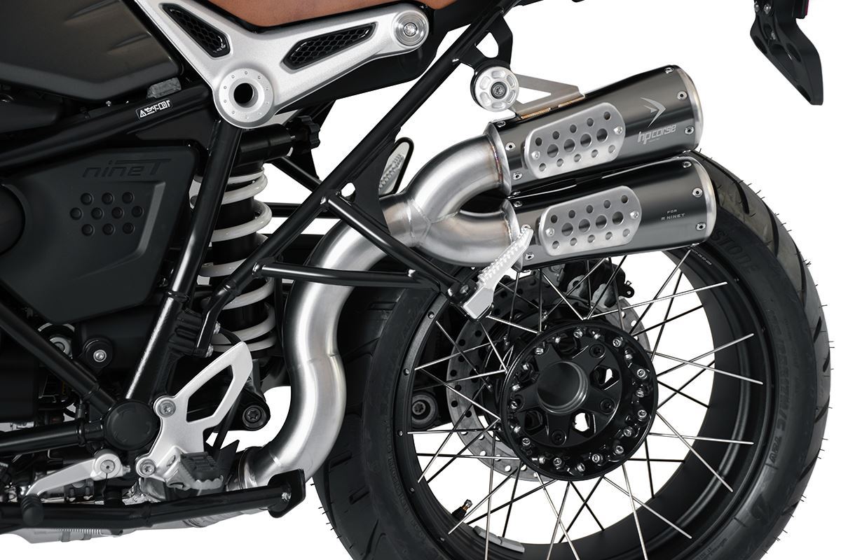 HP Corse. DUAL HIGH MOUNT GP07 BLACK STEEL SLIP ON BMW R